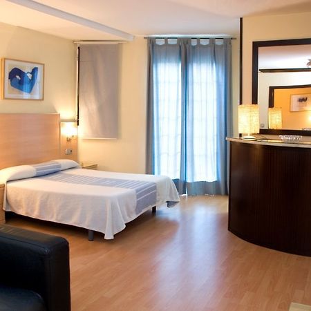 Apartamentos Alos Barcelone Extérieur photo