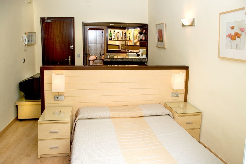 Apartamentos Alos Barcelone Extérieur photo