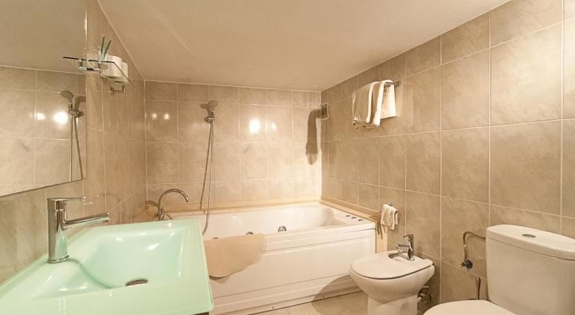 Apartamentos Alos Barcelone Extérieur photo