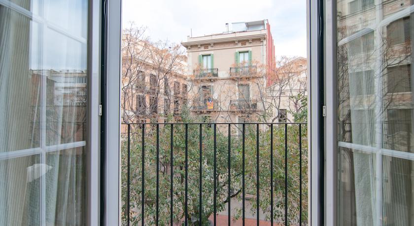 Apartamentos Alos Barcelone Extérieur photo